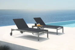 OUTFLEXX 2er-Set Rollliege, Schwarz, Edelstahl/Teak, 212x71x36cm, Mit Beistelltisch 45x45cm