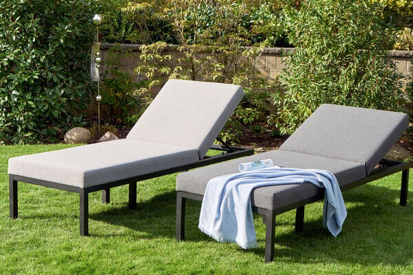 HARTMAN Eva Loungeliege, Flanelle, Sunbrella, 195 X 70 X 45 Cm, Rückenlehne Verstellbar, Hohe Liegefläche 1 HARTMAN Eva Loungeliege, Flanelle, Sunbrella, 195 X 70 X 45 Cm, Rückenlehne Verstellbar, Hohe Liegefläche