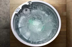 Outtech Steel Art Aqua Whirlpool, Silber/grau, 180x180x73 Cm,5 Pers., LCD Balboa Anzeige, Rund