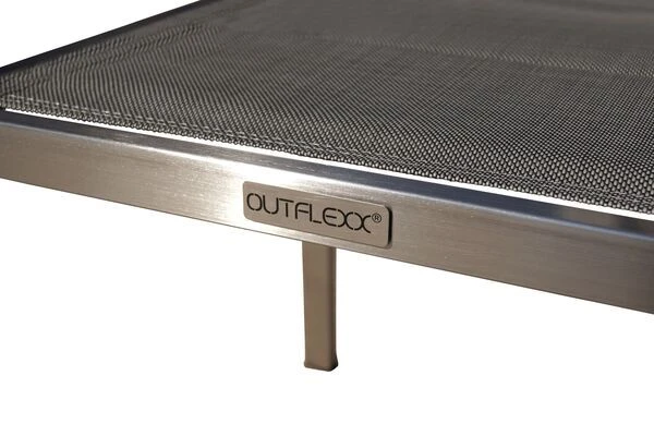 OUTFLEXX Stuhl, Silber, Edelstahl/Textilene, Padded, Armlehnen Aus FSC-Teakholz, 62x56,5x86cm 4 OUTFLEXX Stuhl, Silber, Edelstahl/Textilene, Padded, Armlehnen Aus FSC-Teakholz, 62x56,5x86cm – Bild 4