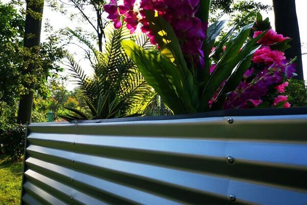 OUTFLEXX Eck-Hochbeet, Silber, Zincalume, 270x270x90x84cm 8 OUTFLEXX Eck-Hochbeet, Silber, Zincalume, 270x270x90x84cm – Bild 8