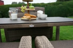 Ploß Rabida Comfort Dining Tisch, Champagner-meliert, Polyrattan, 180x110 Cm, Glasplatte In Steinoptik 13 Ploß Rabida Comfort Dining Tisch, Champagner-meliert, Polyrattan, 180x110 Cm, Glasplatte In Steinoptik -Deko Garten Verkauf 4 20168.jpg