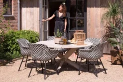 HARTMAN Provence Crossleg Esstisch, Light Grey, Teakholz, Ø150cm, Inkl. Granitinlay Ø50cm -Deko Garten Verkauf 6 17476.jpg