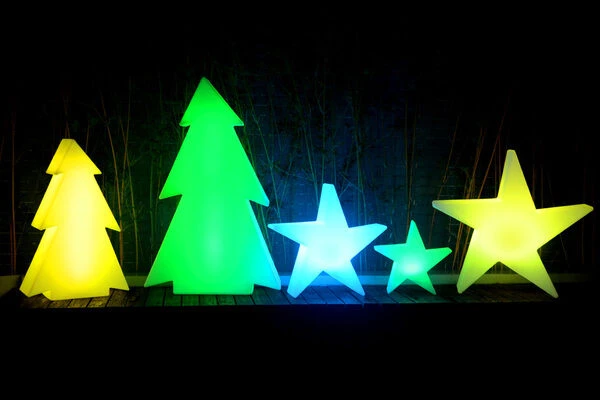 OUTFLEXX Dancing Tree Outdoor Dekoleuchte, 115cm, Inkl. Akku, LED-Modul Und Fernbedienung 6 OUTFLEXX Dancing Tree Outdoor Dekoleuchte, 115cm, Inkl. Akku, LED-Modul Und Fernbedienung – Bild 6