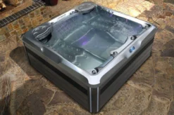 Outtech Steel Art Cetus Whirlpool, Grau/schwarz, 228x214x93 Cm / 1000L, 4 Pers., LED Corner Light, LCD Balboa Anzeige, WIFI READY -Deko Garten Verkauf 8 21290.jpg